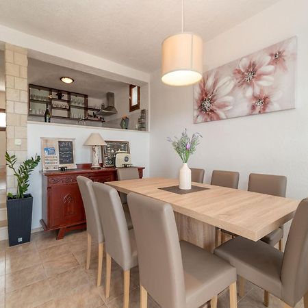 Scenic Sea View,Three Bedroom Villa With Pool Trogir Luaran gambar