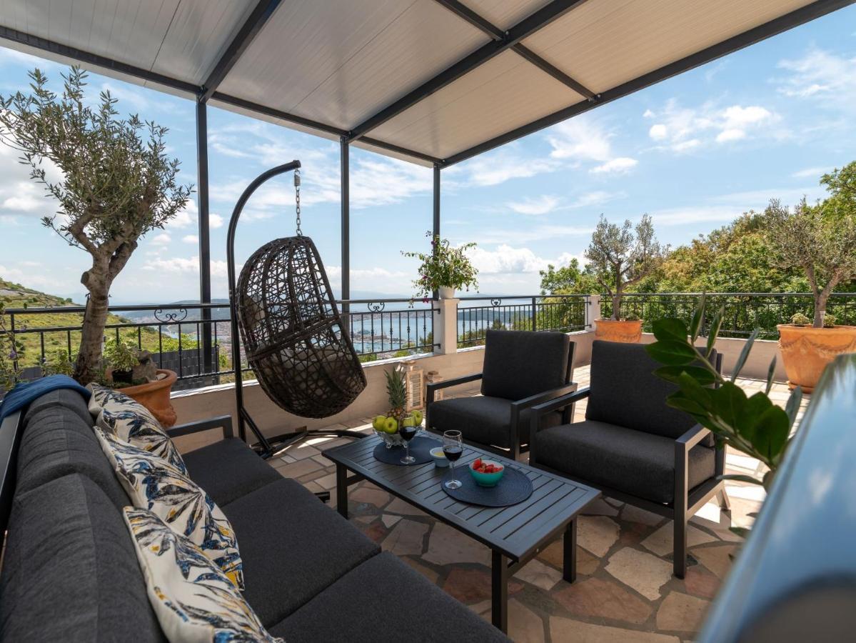 Scenic Sea View,Three Bedroom Villa With Pool Trogir Luaran gambar