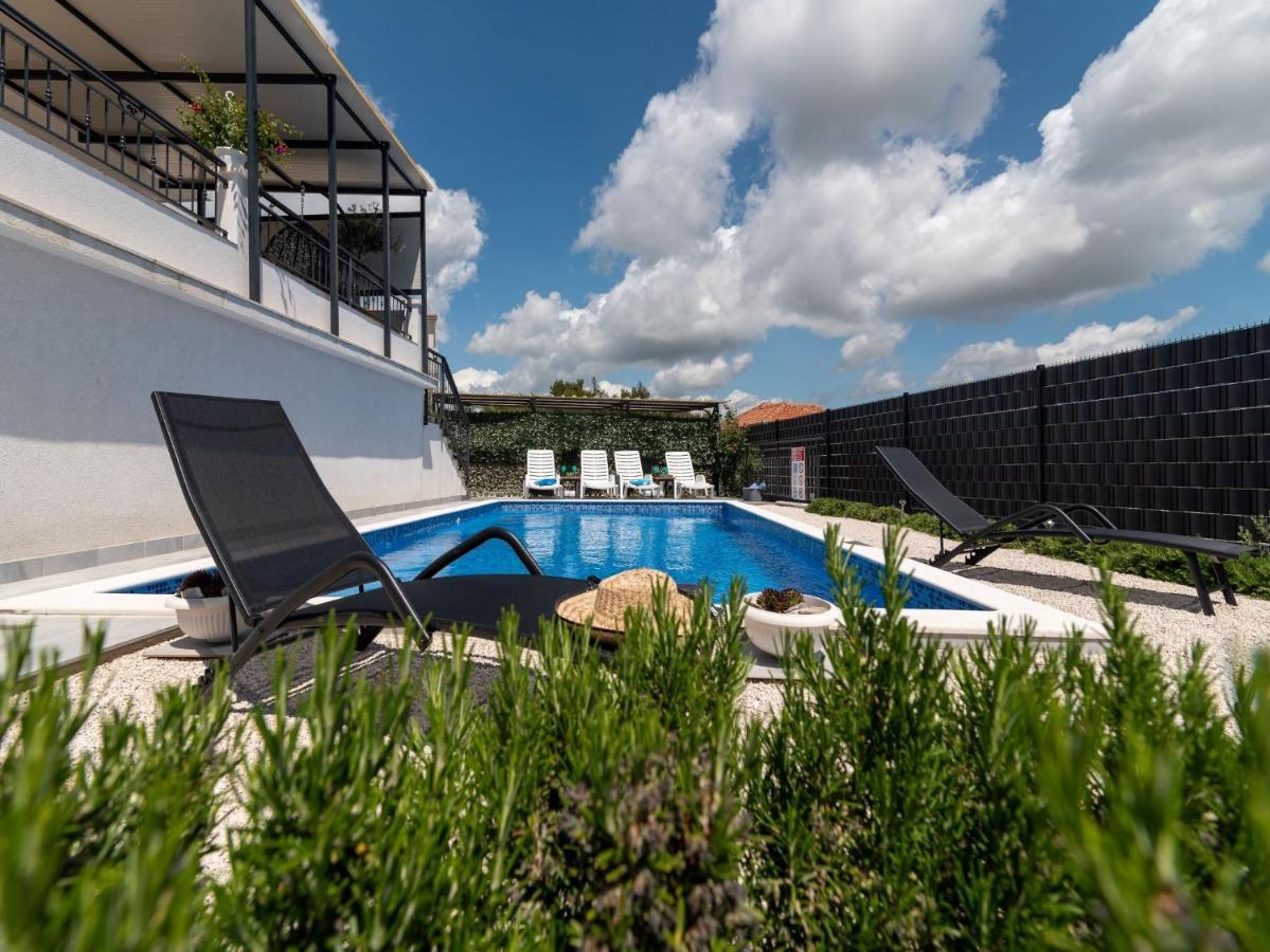 Scenic Sea View,Three Bedroom Villa With Pool Trogir Luaran gambar