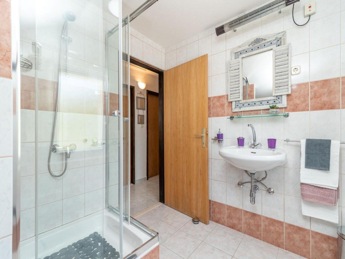 Scenic Sea View,Three Bedroom Villa With Pool Trogir Luaran gambar