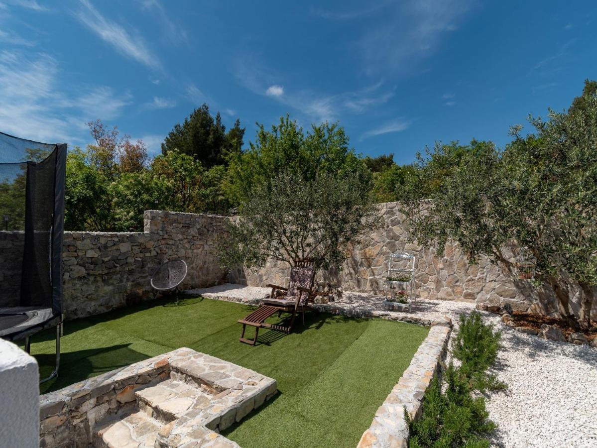 Scenic Sea View,Three Bedroom Villa With Pool Trogir Luaran gambar
