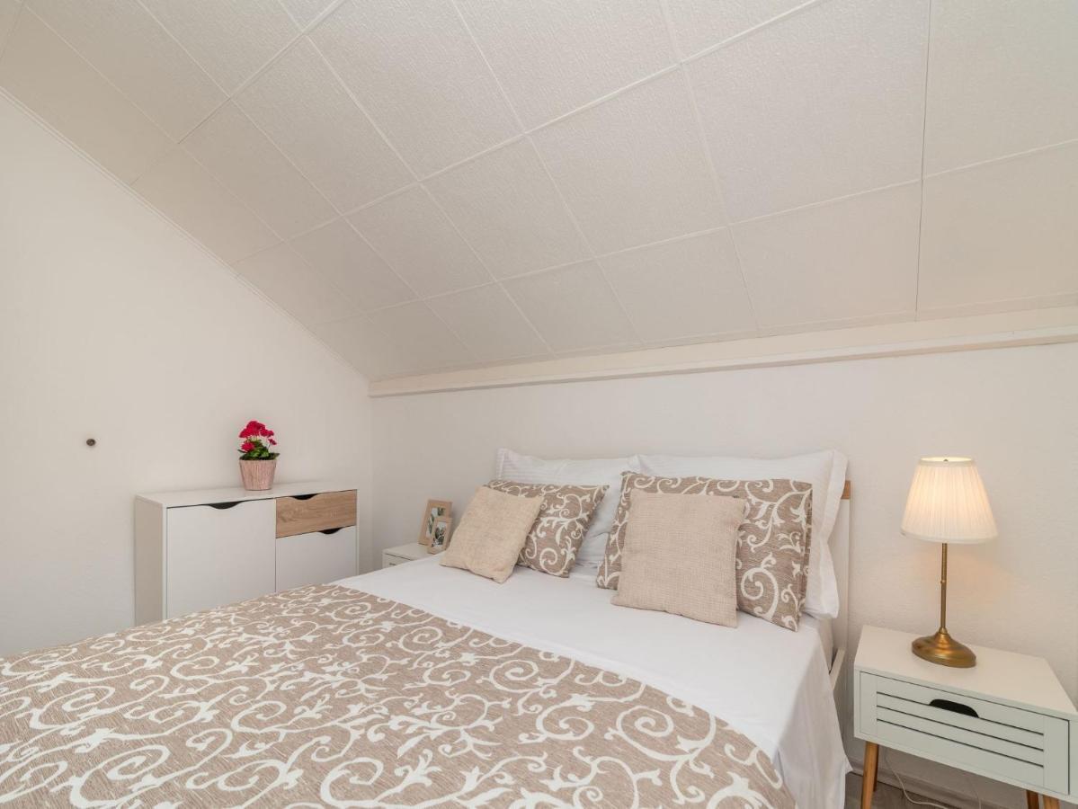 Scenic Sea View,Three Bedroom Villa With Pool Trogir Luaran gambar